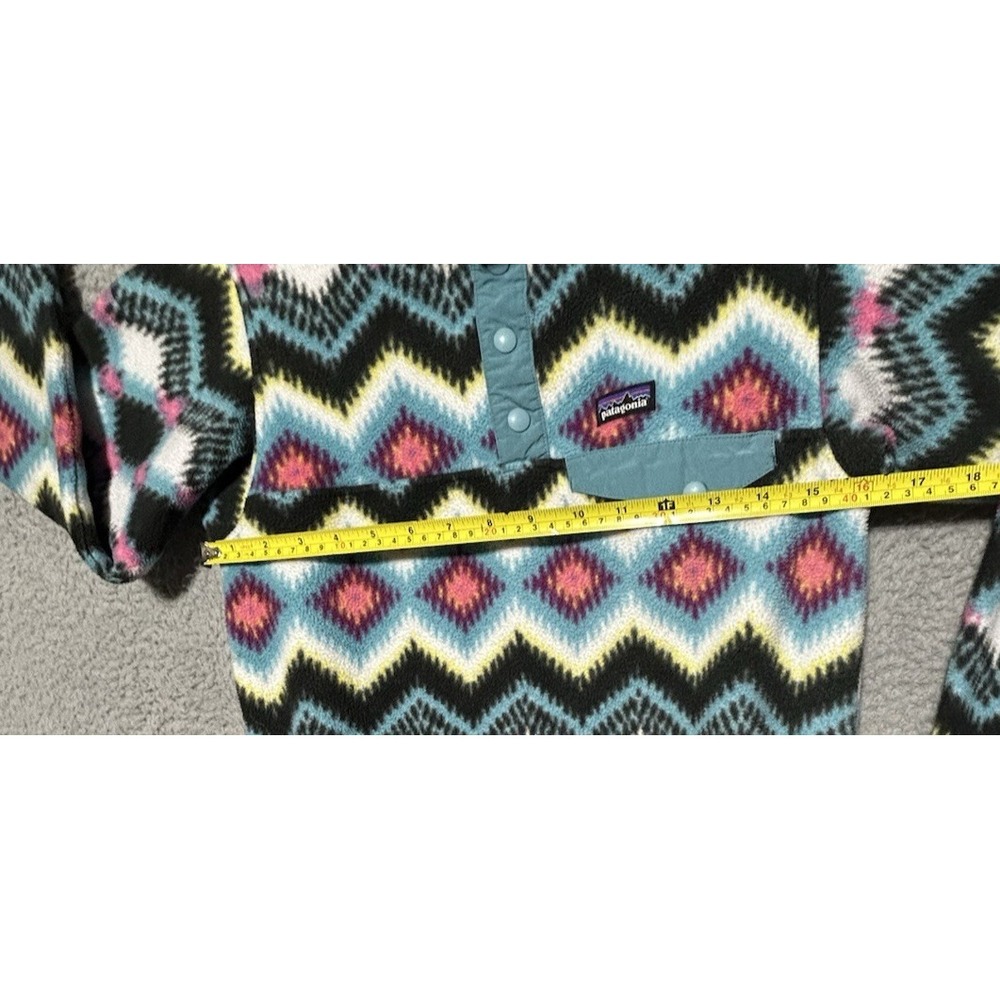 Patagonia Synchilla Youth Girls Large‎ Lightweight Aztec Snap-T Fleece Pullover - Picture 6 of 14